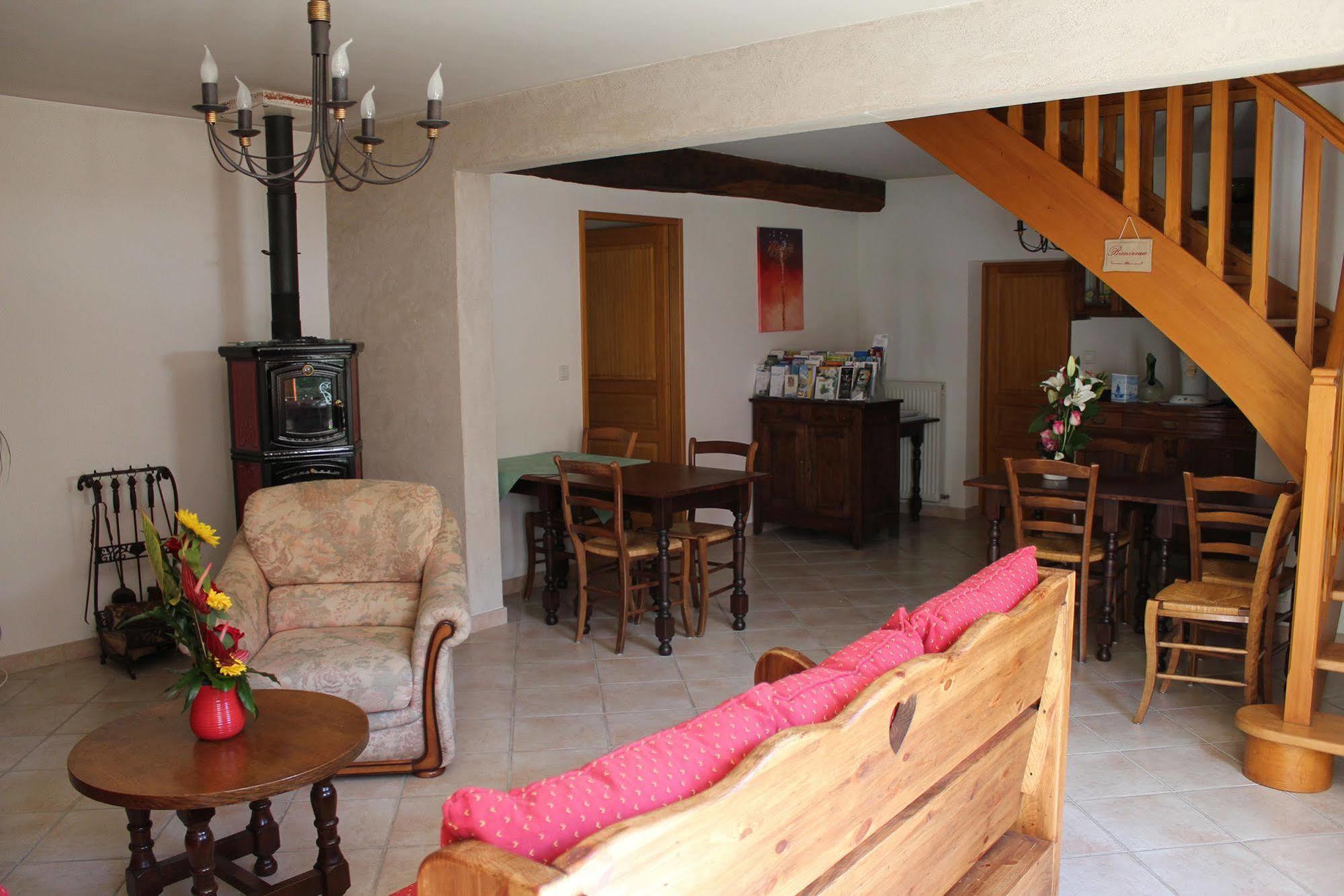 Le Lavoir Bed and Breakfast Peintre Zewnętrze zdjęcie